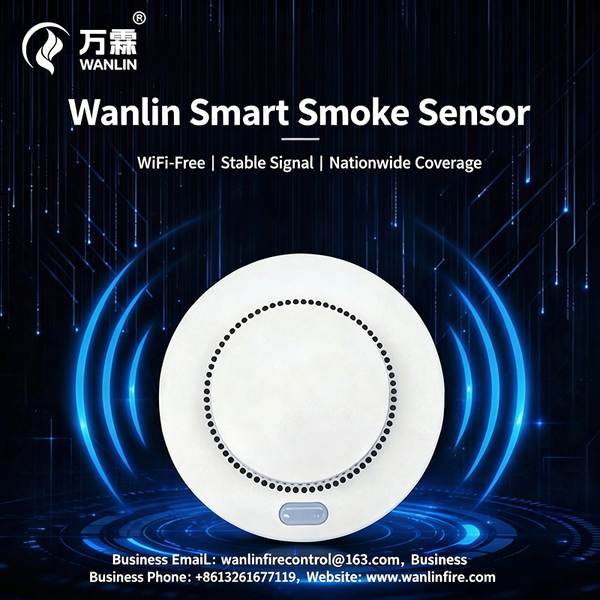 Restaurant kitchen smoke detector for fire protection system